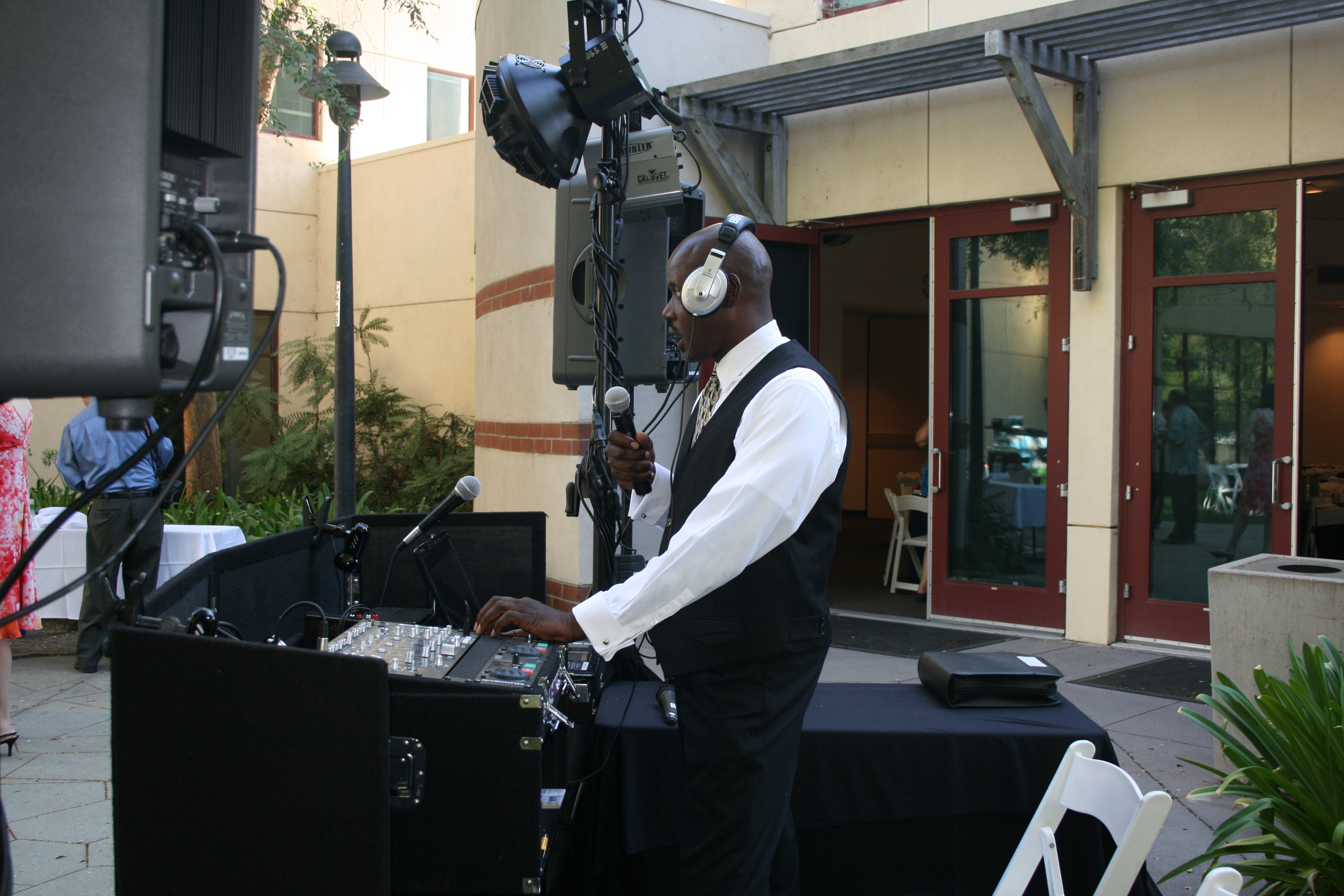 cedric freeman mobile music video dj elk grove ca 4